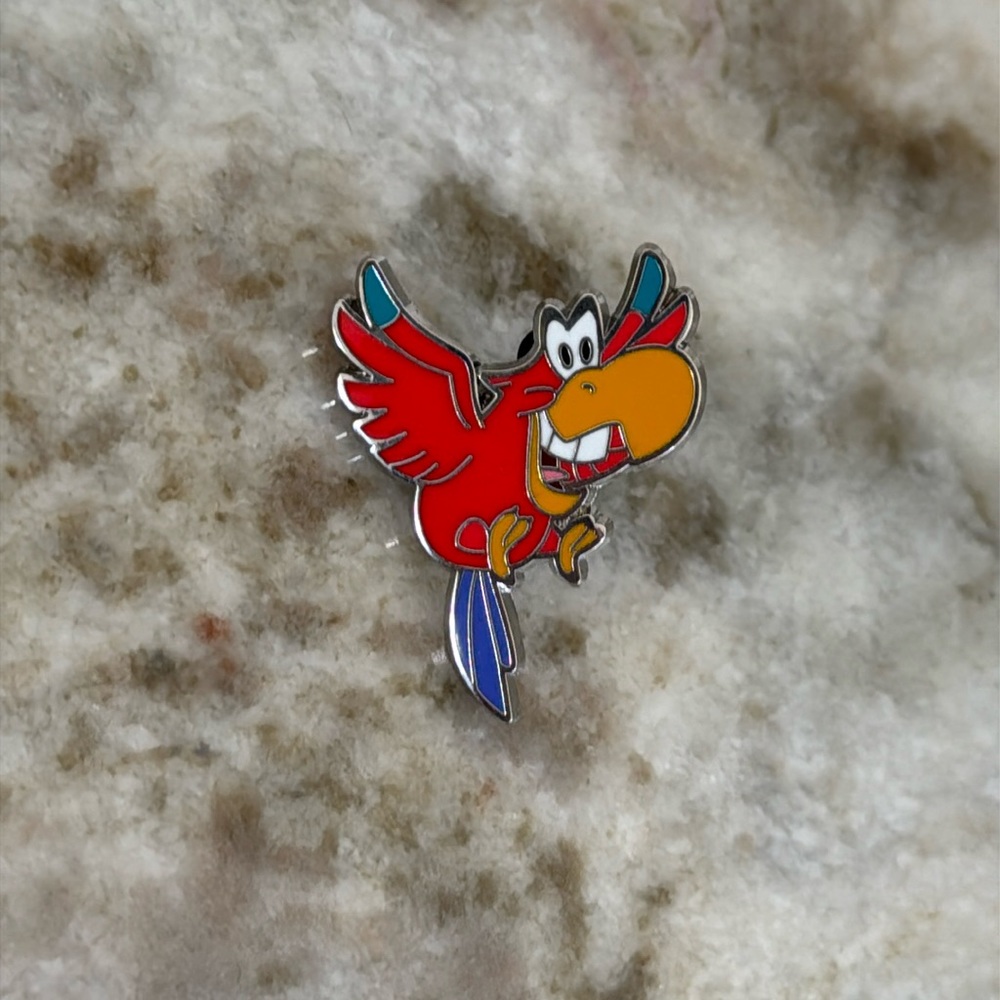Disney Aladdin Iago Villian sidekicks pin